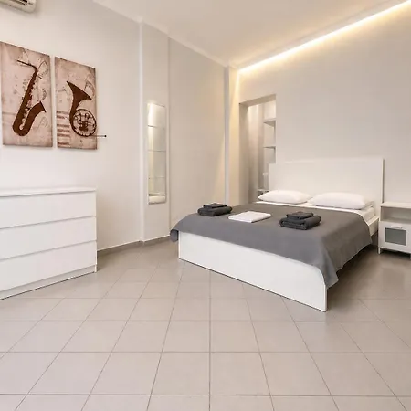 Xsoma Flats Twins Thessaloníki